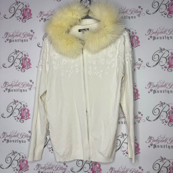 Leo guy sweater faux fur hood cream white floral embroidered zip up luxe winter - Picture 3 of 10